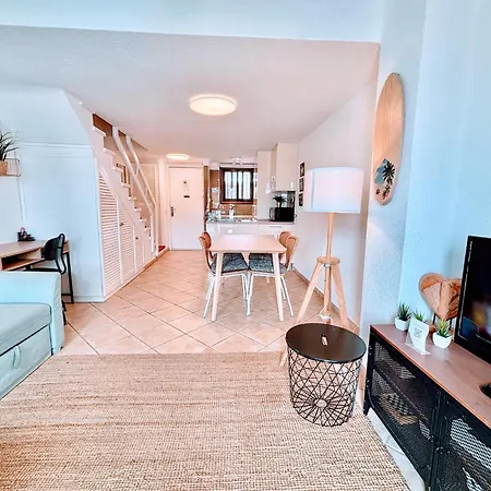 Duplex South Vibes Parque Santiago 2 Apartment